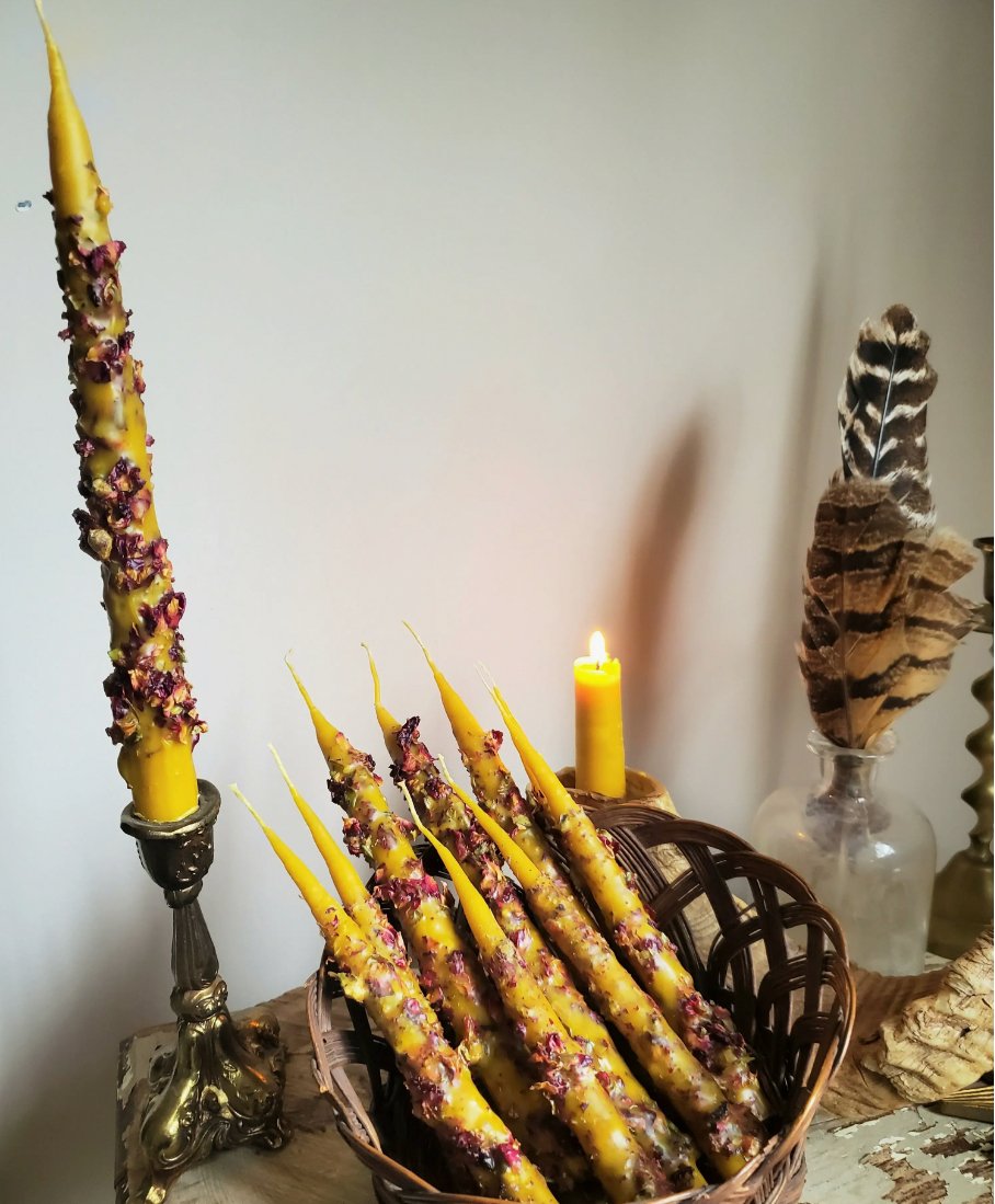 Beeswax Taper Candle with Rose Petals - The Mystics Club